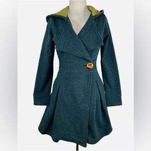 Stylish Women's Teal Coat with Yellow Accents